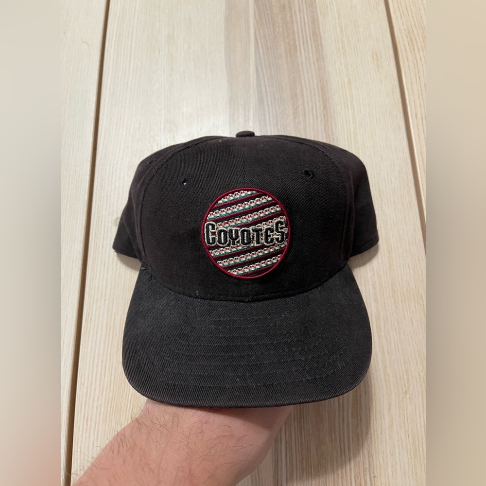 Vintage New Era‎ Phoenix Coyotes StrapBack Hat
